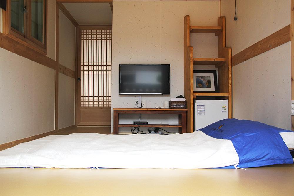 Yeonwoodang Guesthouse Jeonju Dış mekan fotoğraf