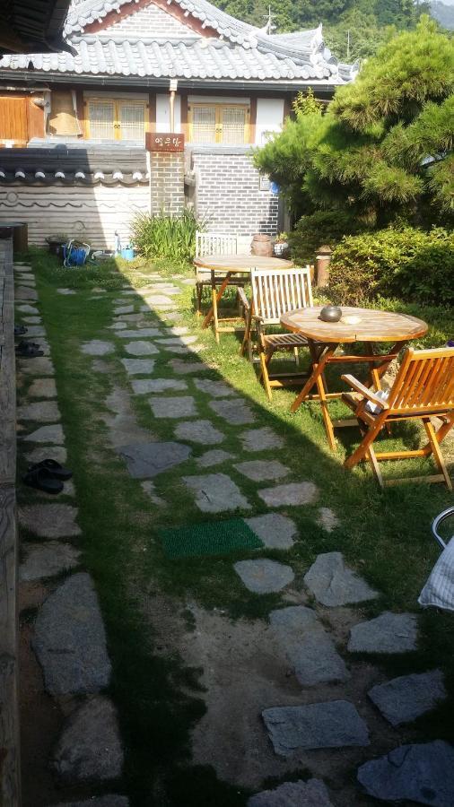 Yeonwoodang Guesthouse Jeonju Dış mekan fotoğraf
